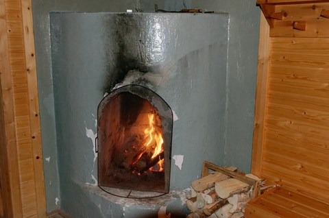 poêle à bois du sauna