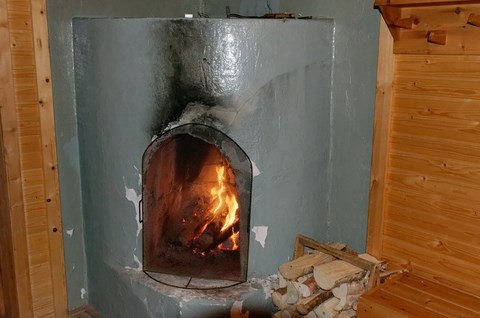 poêle à bois du sauna